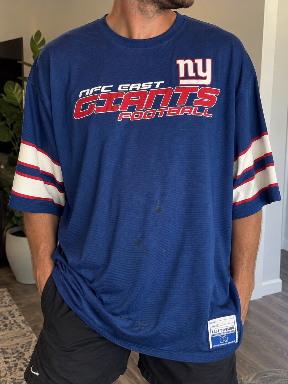 NFL New York Giants Royal Blue Graphic Football Jersey Tee
